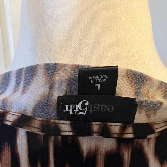 East fifth, large cross wrap dress, leopard print with belt. large size dress - Picture 8 of 8